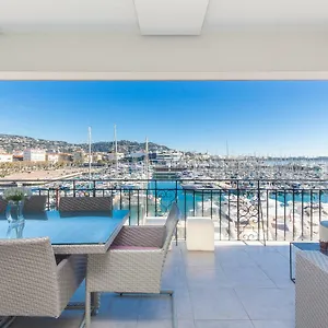 cannes-vieux-port.fr-provencehotel.com/